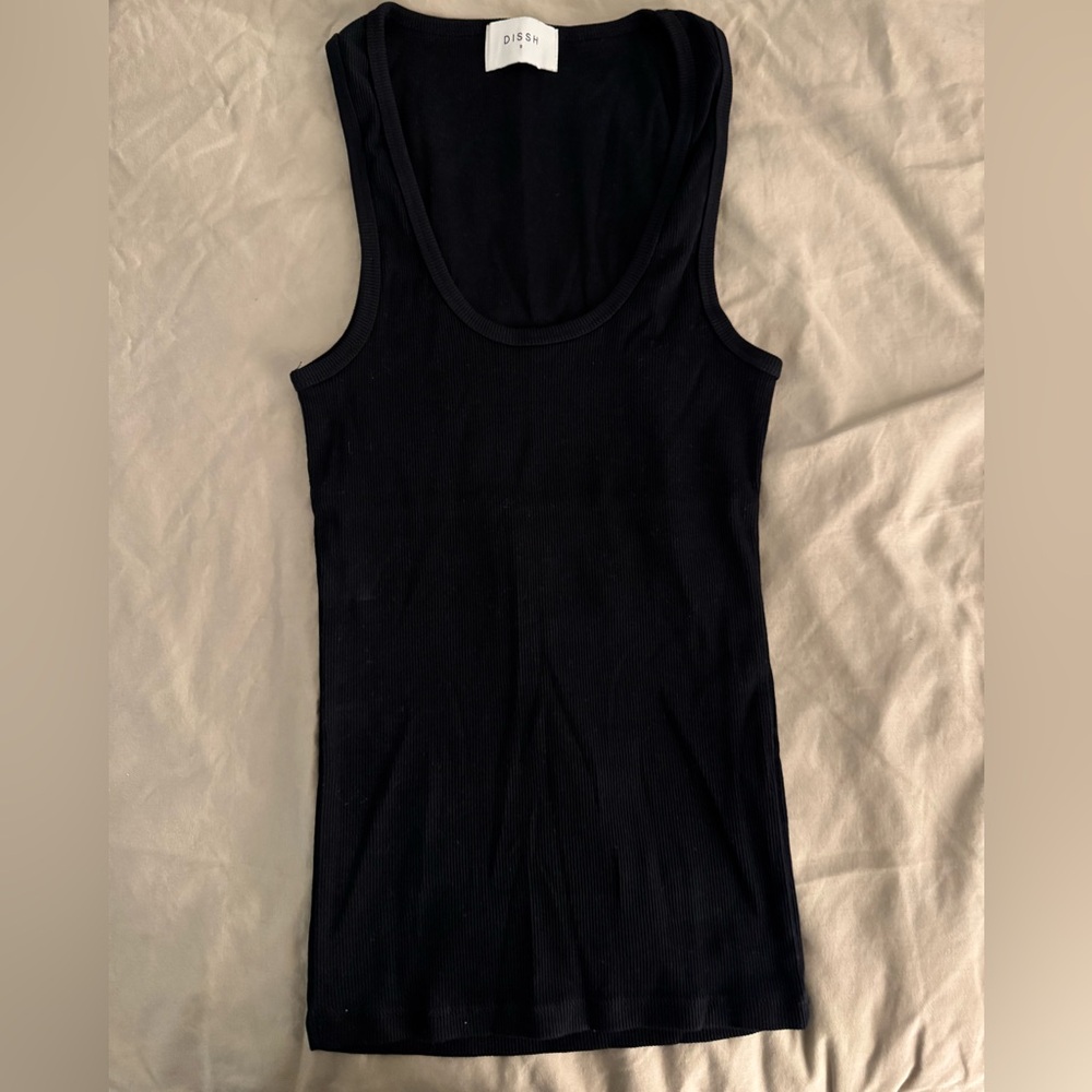 DISSH black scoop neck tank
